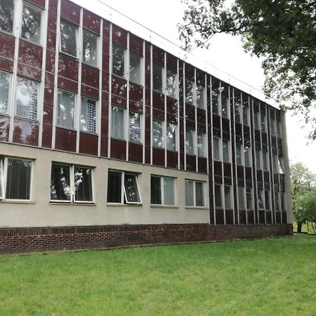 Hotel Hlaska Zlenice Esterno foto